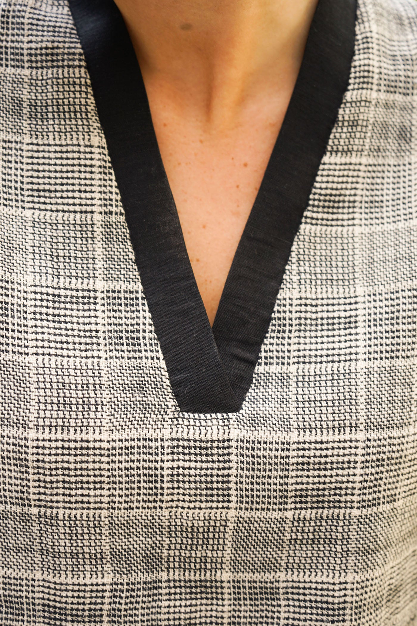 Chalequillo Office Graf Von | Black Q