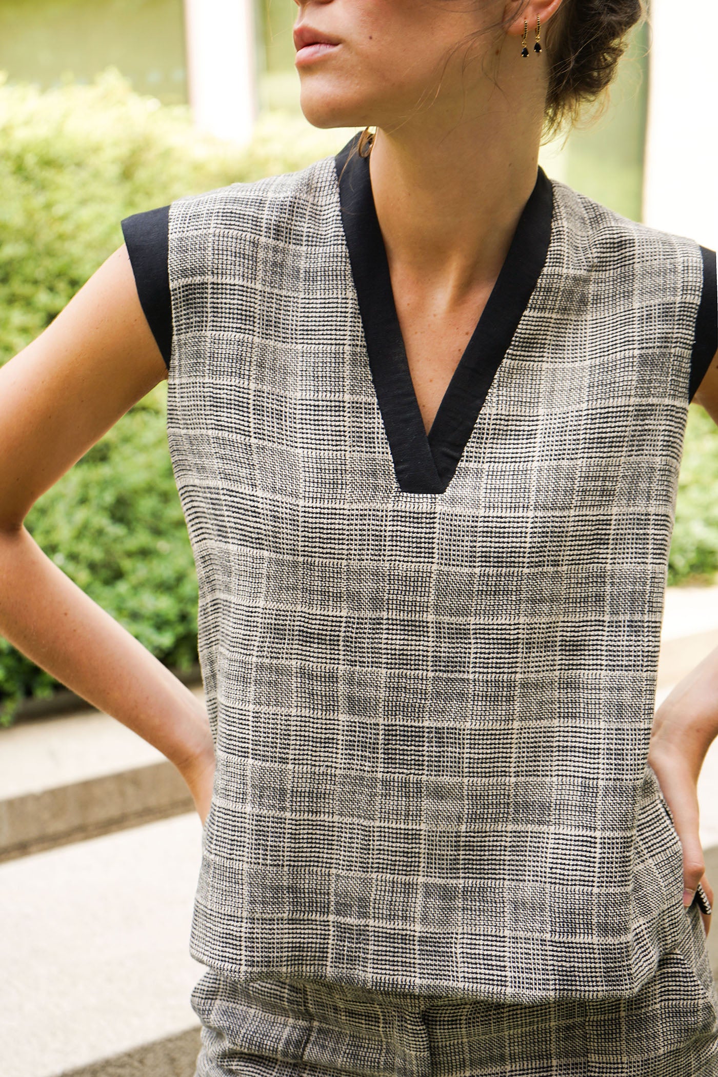 Chalequillo Office Graf Von | Black Q